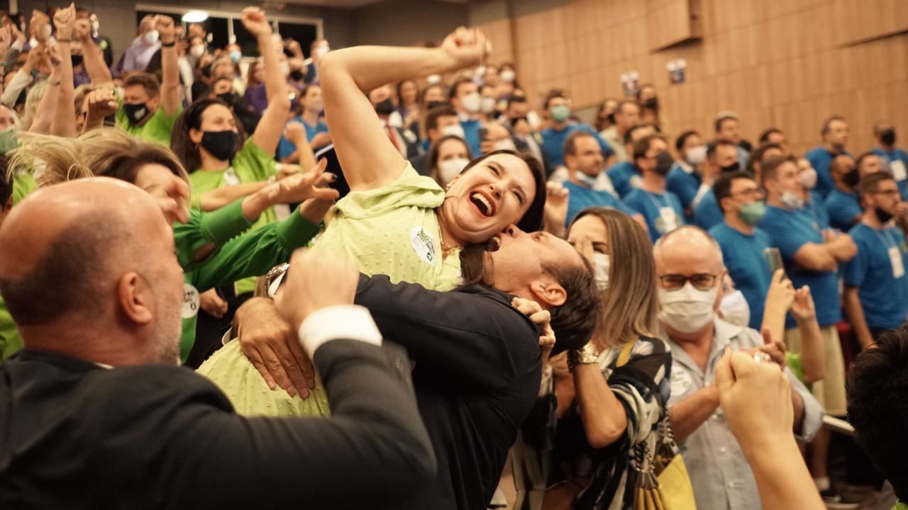 Claudia Prudêncio é a primeira mulher eleita presidente da OAB/SC