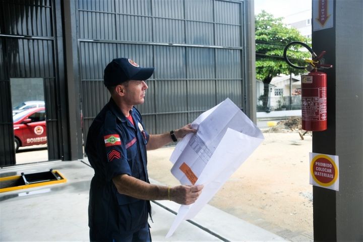 Corpo de Bombeiros Militar de SC propõem mudanças na lei sobre prevenção de incêndios