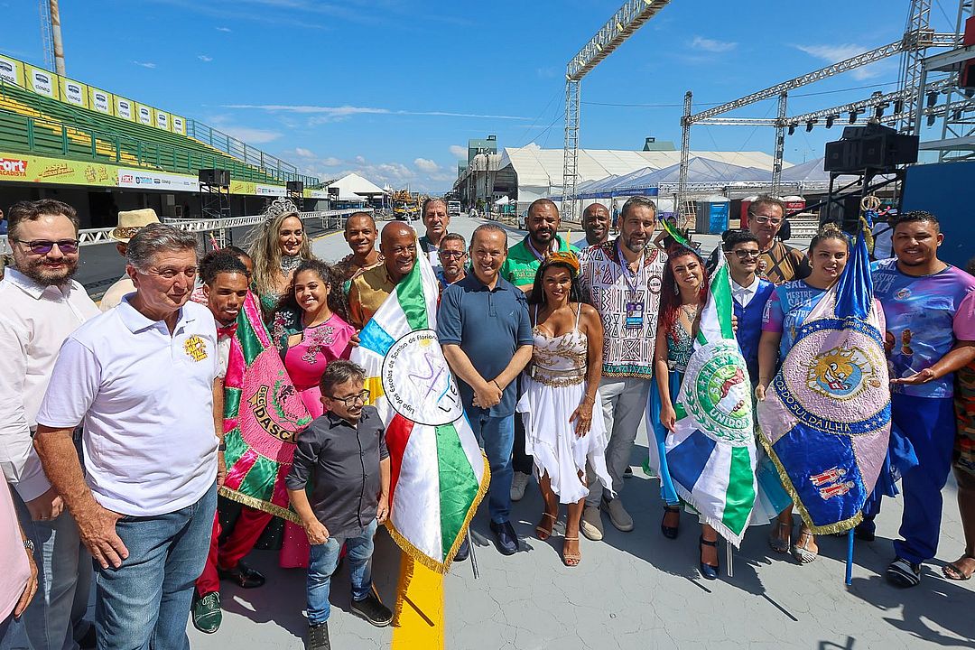 Governo do Estado retoma apoio às Escolas de Samba de Florianópolis e entrega recursos para o Carnaval