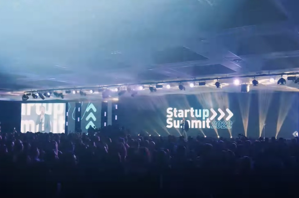 Guia da Alma cria refúgio de bem-estar no Startup Summit - Economia SC