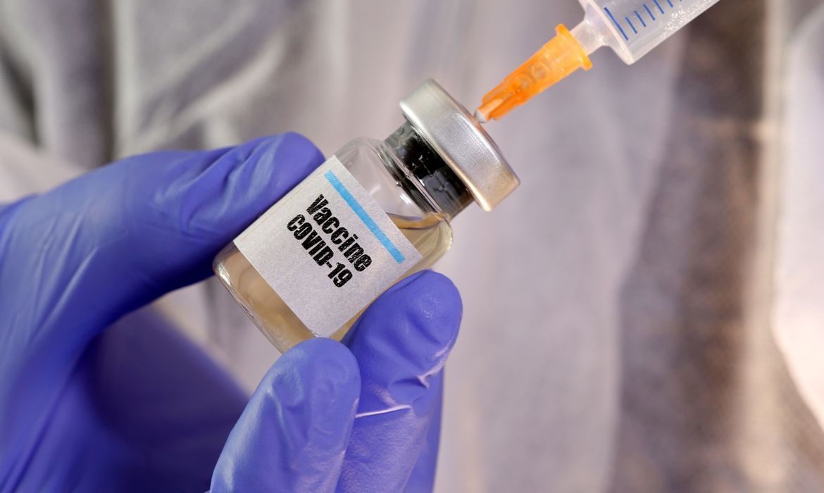 Palhoça retoma aplicação da primeira dose da vacina contra a Covid-19