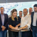 Duas pessoas morrem em queda de avião em São Paulo