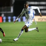 Figueirense e Náutico empatam sem gols no Orlando Scarpeli