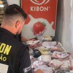 Fiscalização da Prefeitura de Florianópolis apreende 22 carrinhos de ambulantes irregulares em Canasvieiras